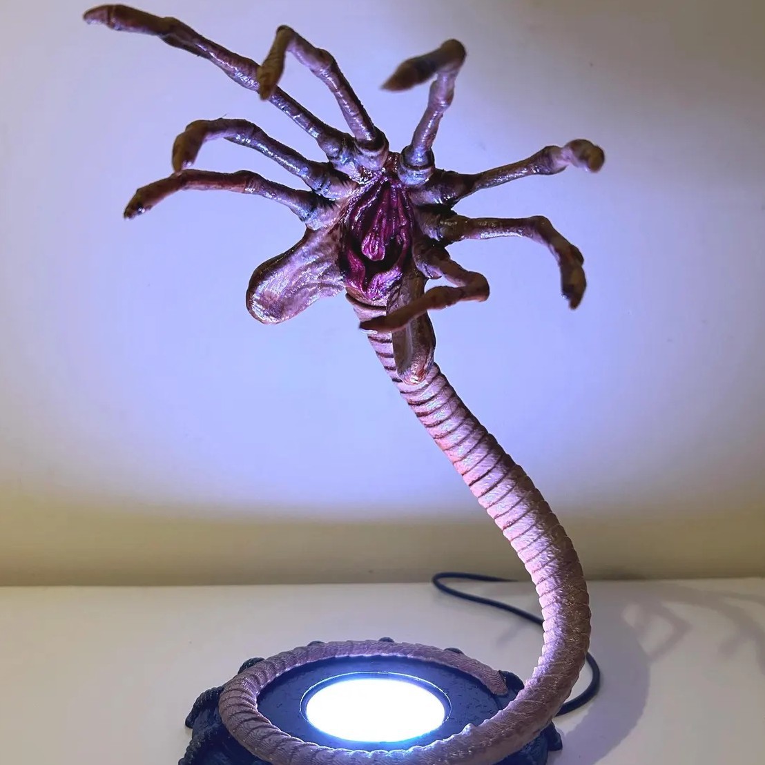 Alien Facehugger Lamp Nightlig - Halloween Party Supplies 评论和价格